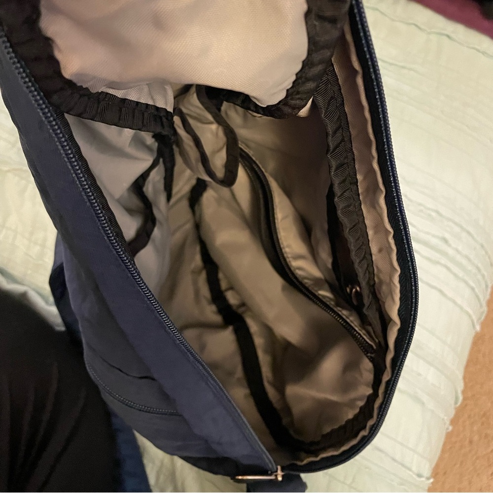 Ameribag crossbody bag - Picture 3 of 8